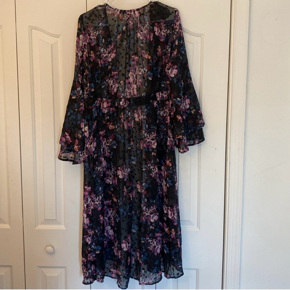 Torrid Ruffle Sleeve Kimono - Black Floral - Women's Size M/L - Picture 2 of 6